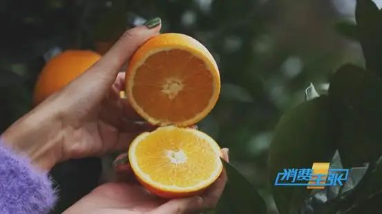 DƬ